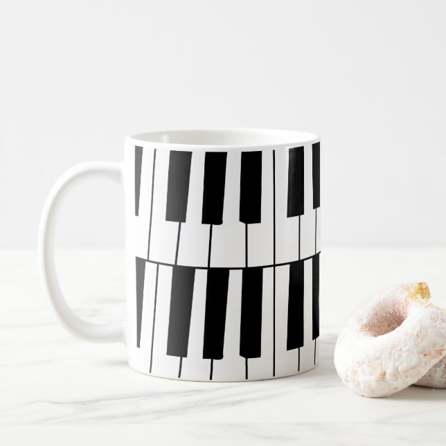 Pianistin: Schwarz-Weiß-Piano-Keys Pianistin Kaffeetasse (Mit Donut)