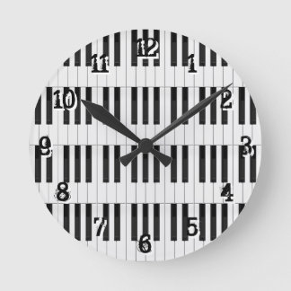 Piano / Keyboard Keys: Wall Clock Runde Wanduhr