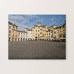 Piazza Anfiteatro Platz in Lucca - Toskana, Italie Puzzle