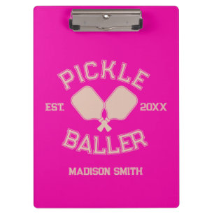 Pickle Baller Pickleball-Kollegialtypografie Klemmbrett
