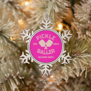 Pickle Baller Pickleball-Kollegialtypografie Schneeflocken Zinn-Ornament