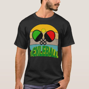 Pickle Playing Pickleball Sportlustig T-Shirt