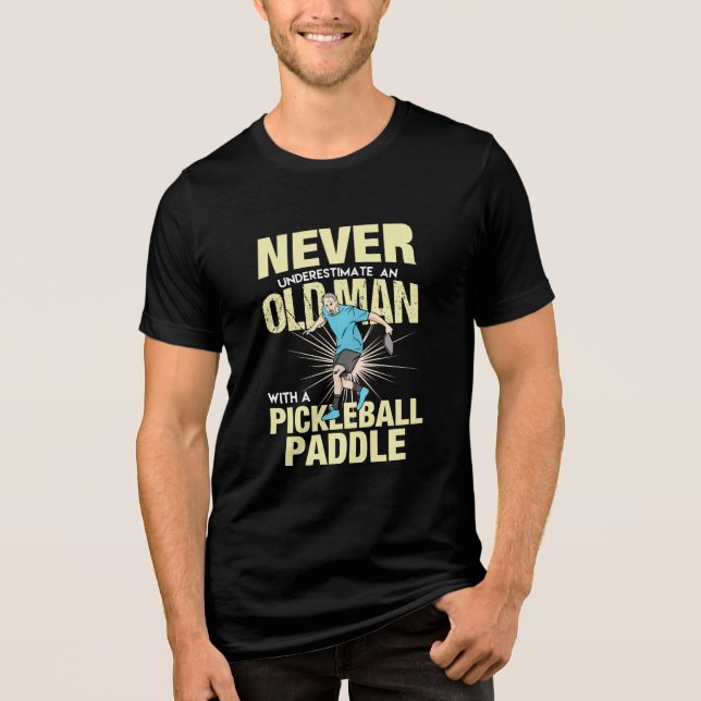 Pickleball - Alter Mann mit Pickleball-Paddel Tri-Blend Shirt (Vorderseite)
