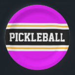 PICKLEBALL Athletic Tropical Pink Black Stripes Pappteller<br><div class="desc">Dieses sportliche Design zeichnet sich durch fett gedruckten PICKLEBALL-Text in einem breiten schwarzen,  horizontalen Mitte-Rennstreifen aus,  der mit zwei schwungvollen weißen Pinstreifen gegen leuchtend tropisch rosa Außenstreifen hervorgehoben wurde. Der Text kann personalisiert sein.</div>