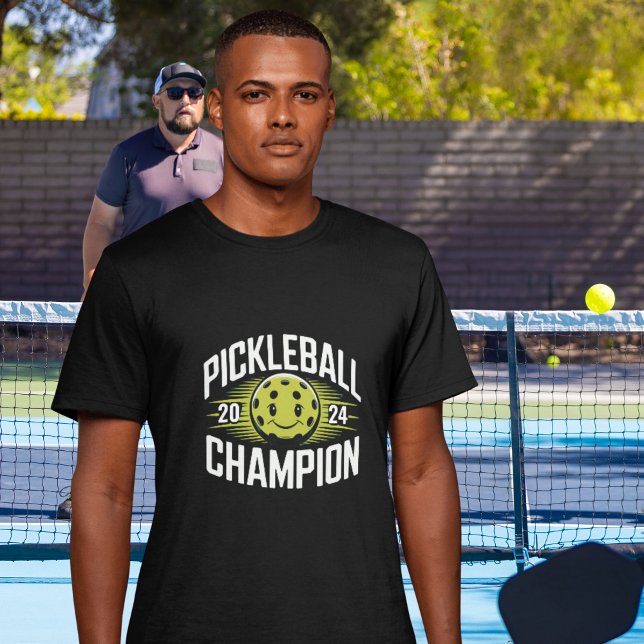 Pickleball Champion des Jahres Pickle Ball Spaß T-Shirt (Von Creator hochgeladen)