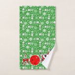 Pickleball Christmas Joy Santa Ho Ho Ho Green Handtuch<br><div class="desc">Es gibt so viele verschiedene Möglichkeiten Weihnachtsfreude zu schreiben. Feiern Sie den Urlaub mit unserer tollen JOY Pickleball Weihnachtskollektion mit festlichen Designs, die perfekt für Pickleballe und Party-Planer sind! Diese Kollektion umfasst eine einzigartige Weihnachtsdekoration und Geschenke, von bunten pickleball-Ornamenten und Party-Zubehör zu T - Shirt, Trinkbehälter, Zuhause-Waren und Accessoires. Ob...</div>