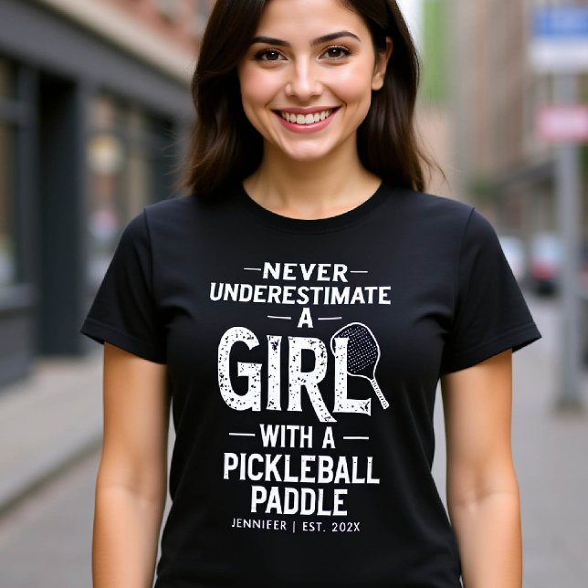 Pickleball Geschenk Funny Sprichwort Typ Personali T-Shirt (pickleball gift personalized funny shirt women typography paddle birthday christmas club mom friend)