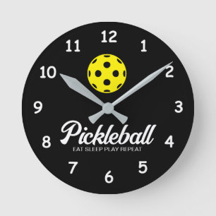 Pickleball lover wall clock with funny quote runde wanduhr