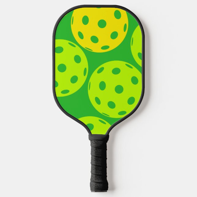 Pickleball Paddle mit Pickleballs darauf! (Vorderseite)