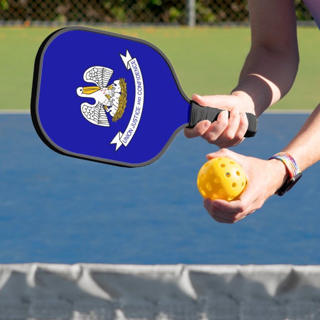 Pickleball Paddle unter der Flagge von Louisiana,  (InSitu)