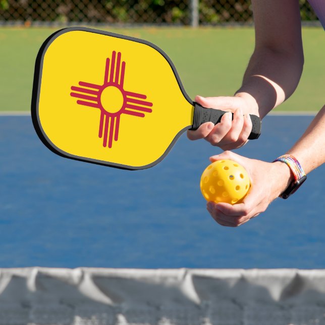 Pickleball Paddle unter der Flagge von New Mexico, (InSitu)