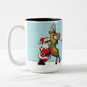 Pickleball Partners Santa & Reindeer Sleighing It Zweifarbige Tasse