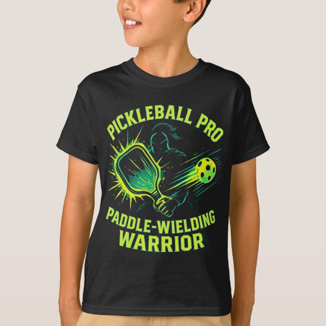 Pickleball-Profi: Paddel schwingender Krieger T-Shirt (Vorderseite)