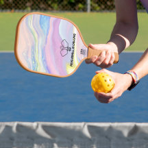 Pickleball ruft Pastell-Regenbogen-Paddel