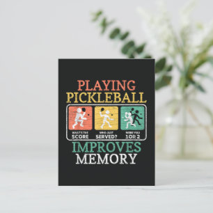 Pickleball-Spielen verbessert das Gedächtnis Einladungspostkarte
