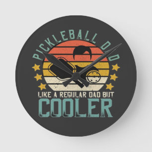 Pickleball-Vater wie ein normaler Vater, aber cool Runde Wanduhr