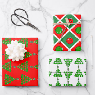 Pickleball-Weihnachtsbäume und rote grüne Ornament Geschenkpapier Set