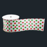 Pickleball Weihnachtsschmuck Red Green auf White Satinband<br><div class="desc">Rot und grün pickleball Kugel Weihnachtsschmuck auf einem Geschenkband. Auch macht einen niedlichen Weihnachtsbaumrock,  Strümpfe und Dekorationen für den Pickleball Liebhaber. Farbenfrohe,  pickleball-thematische Geschenkpackung für Ihre pickleball liebende Mutter,  Vater,  Onkel,  Tante,  Bruder,  Schwester,  Nachbarin,  Opa,  Großmutter,  Ehemann,  Ehefrau,  Freund oder Arbeitskollege,  die nicht aufhören,  über Pickleball zu reden.</div>