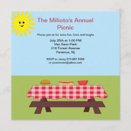 Picknicktisch auf der Gras-Einladung Einladung