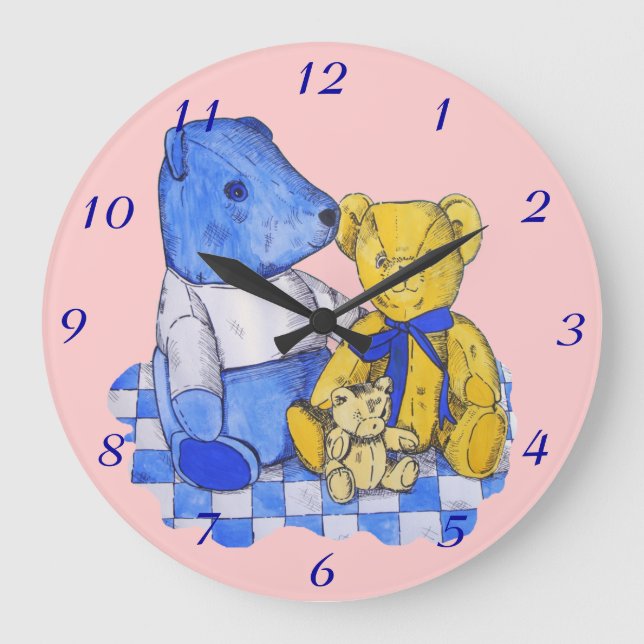 Picknicktuch aus blauem Karo und drei Teddybären Große Wanduhr (Vorderseite)