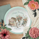 Picnic im Park Floral Erwachsene Geburtstagsparty Pappteller<br><div class="desc">Hübsch als Picknickkorb und blumengeschmücktes Fahrrad "Picnic in the Park" Geburtstagsparty Design. Composite Design von Holiday Hearts Designs.</div>