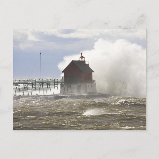PIER LIGHTHOUSE vs MONSTER WAVES Postkarte (Vorderseite)