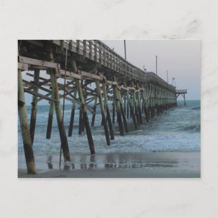 Pier und Waves = Eicheninsel, NC Postkarte
