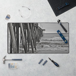 Pier von Shirley Taylor Schreibtischunterlage