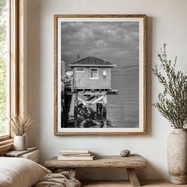 Pierbau über Wasser Küstenlandschaft Poster (Von Creator hochgeladen)