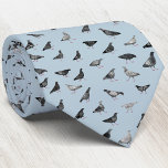 Pigeons Neck Tie Krawatte<br><div class="desc">Ein lustiges Taubenmuster auf blauem Hintergrund. Ideal für Vogelliebhaber,  Taubenrenner oder alle anderen,  die diese charakteristischen Kreaturen Lieben. Originelle Kunst von Nic Squirrell.</div>