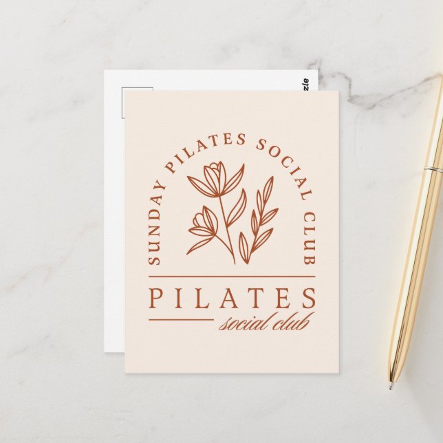 Pilates Club sunday boho ästhetische Postkarte (Vorderseite/Rückseite Beispiel)