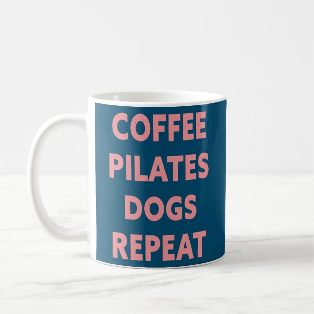 Pilates-Hunde für Frauen wiederholen sich  Kaffeetasse (Links)