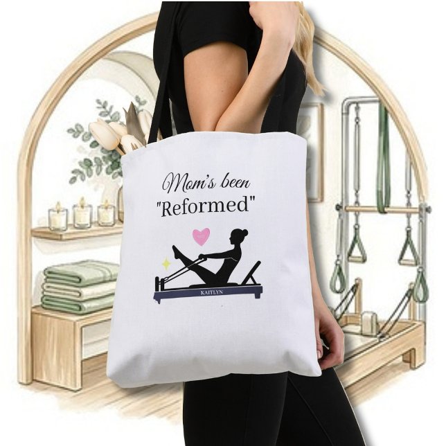 PILATES-MUTTER WURDE "REFORMIERT" REFOMER-NAME (Von Creator hochgeladen)
