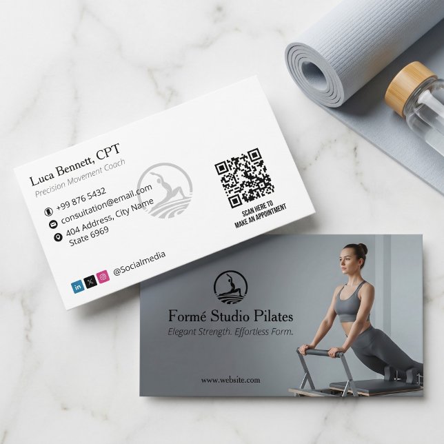 Pilates Studio Geschäft | Modern Grauer Barcode Visitenkarte (Von Creator hochgeladen)