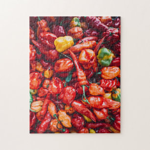 Pile der Paprikaschoten des roten Chilis Puzzle