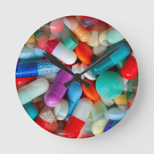 pills drugs runde wanduhr