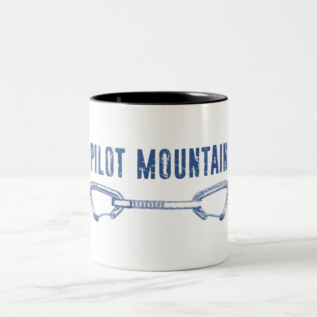 Pilot Mountain North Carolina Climbing Quickdraw Zweifarbige Tasse (Mittel)