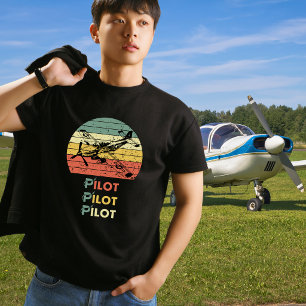 Pilot Retro Sonnenuntergang und Vintage Flugzeug L T-Shirt
