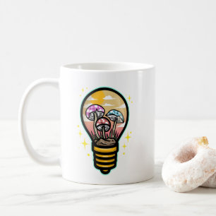 Pilz in einer Glühbirne Kaffeetasse