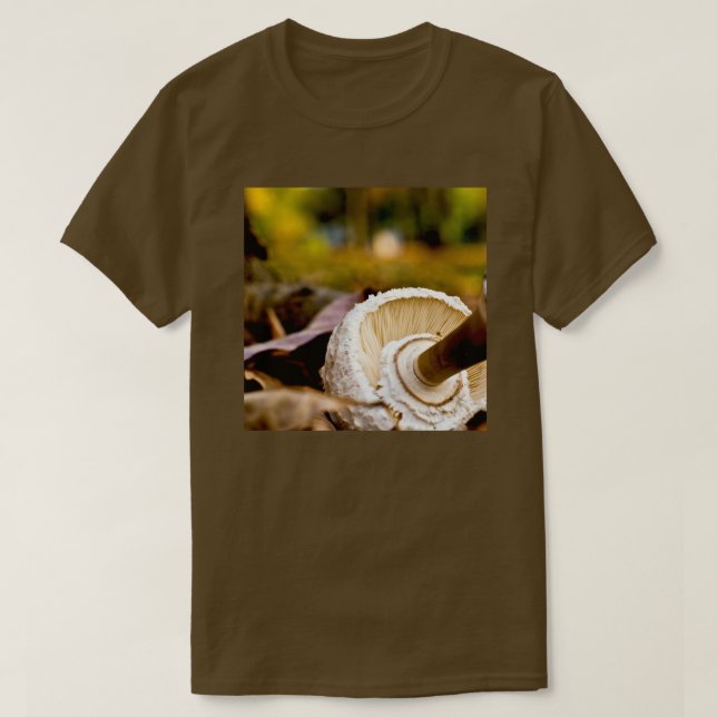 Pilz noch Leben, wo ist Elke? T-Shirt (Design vorne)