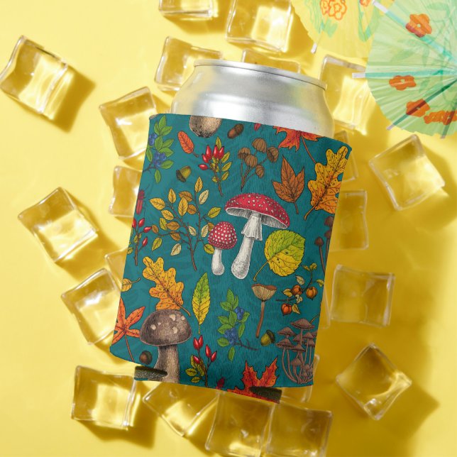 Pilze, Blätter, Nüsse und Beeren im Herbst auf bla Dosenkühler (In Situ Sommer)