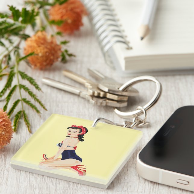 Pin up  schlüsselanhänger (Vorderseite rechts)