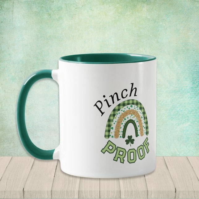 Pinch Proof St Patrick's Day Green Rainbow Plaid Tasse (Von Creator hochgeladen)