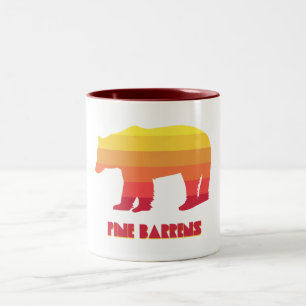 Pine Barrens Bear Zweifarbige Tasse