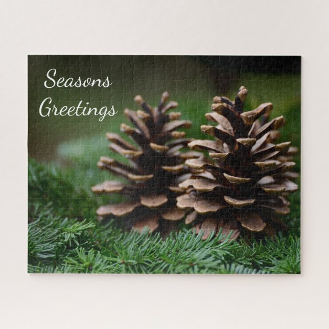 Pine Cone Frohen Festtage Puzzle (Horizontal)