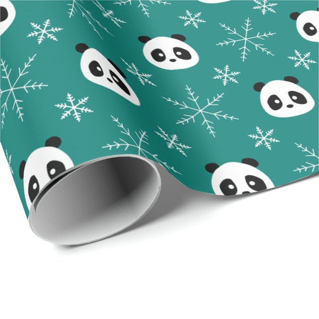 Pine Green - Niedliche Pandas mit Schneeflocken Geschenkpapier (Rolleneckpunkt)