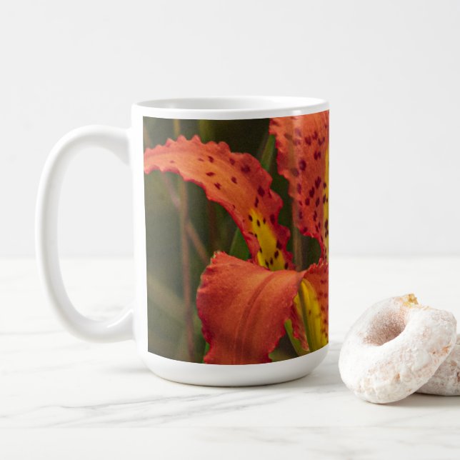 "Pine Lily" Kaffeetasse (Mit Donut)