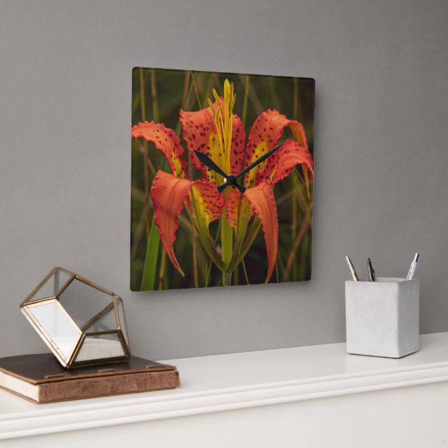 "Pine Lily"  Quadratische Wanduhr (Büro)