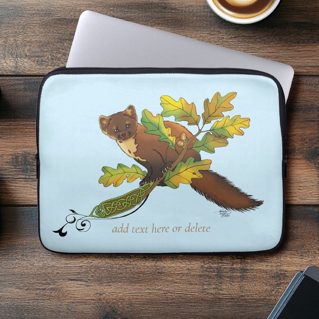 Pine Marten Herbstleaves Laptopschutzhülle (Von Creator hochgeladen)