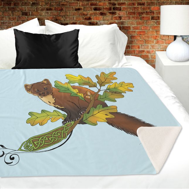 Pine Marten Herbstleaves Sherpadecke (Von Creator hochgeladen)
